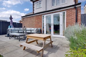 Patio/Garden- click for photo gallery